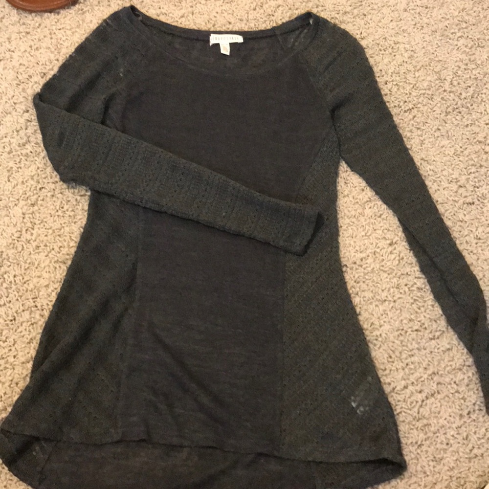 Lightweight long sleeve